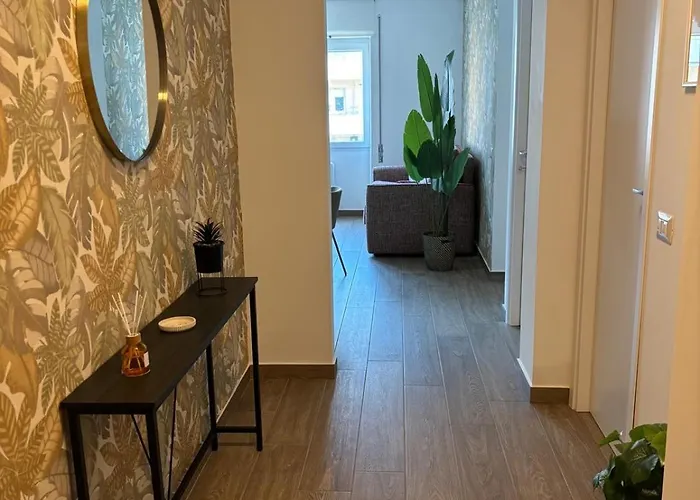 Aulo Plauzio Apartamento *